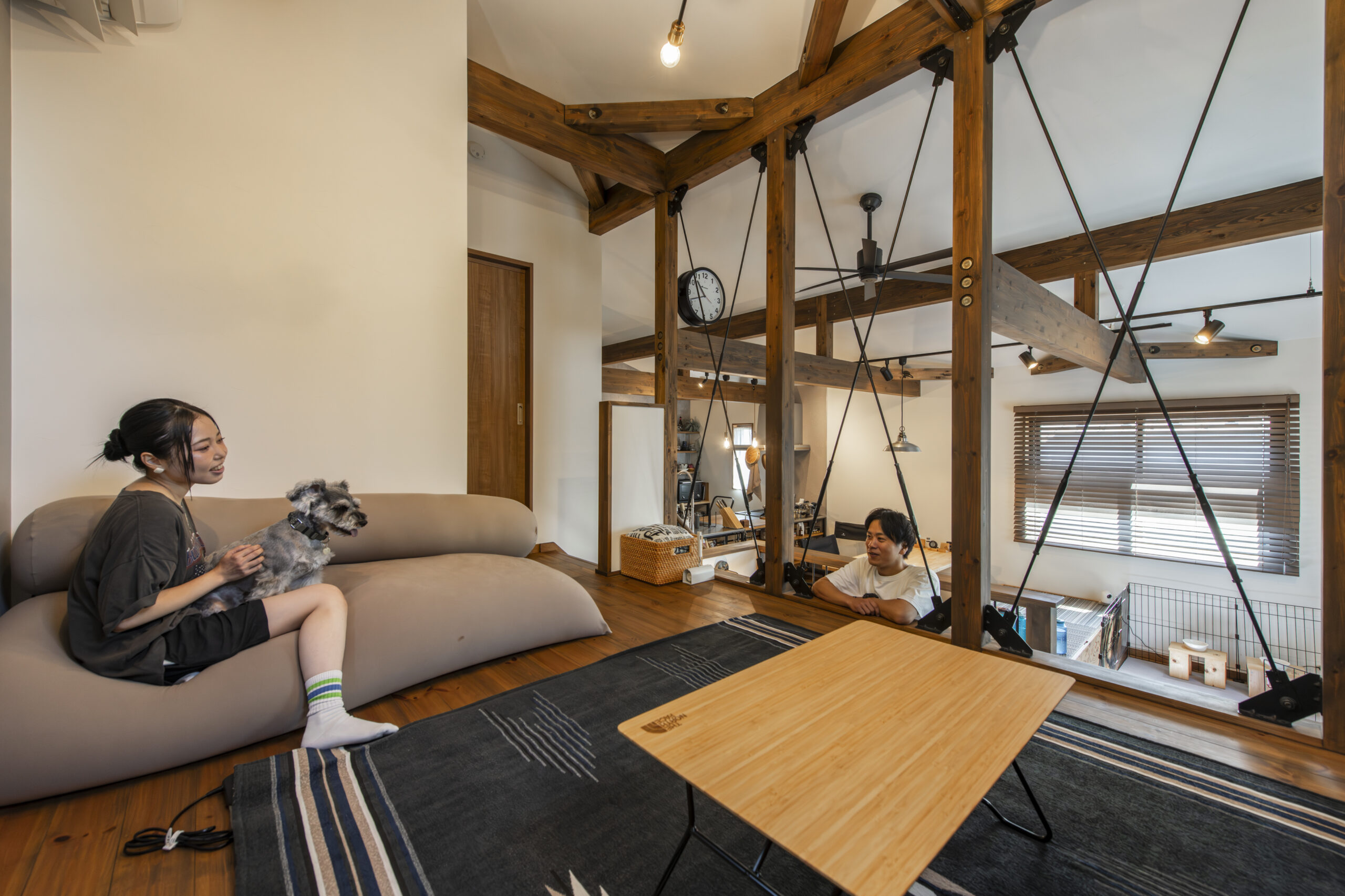 「土間派×スキップ派」ふたりのコダワリと愛犬「ビス...