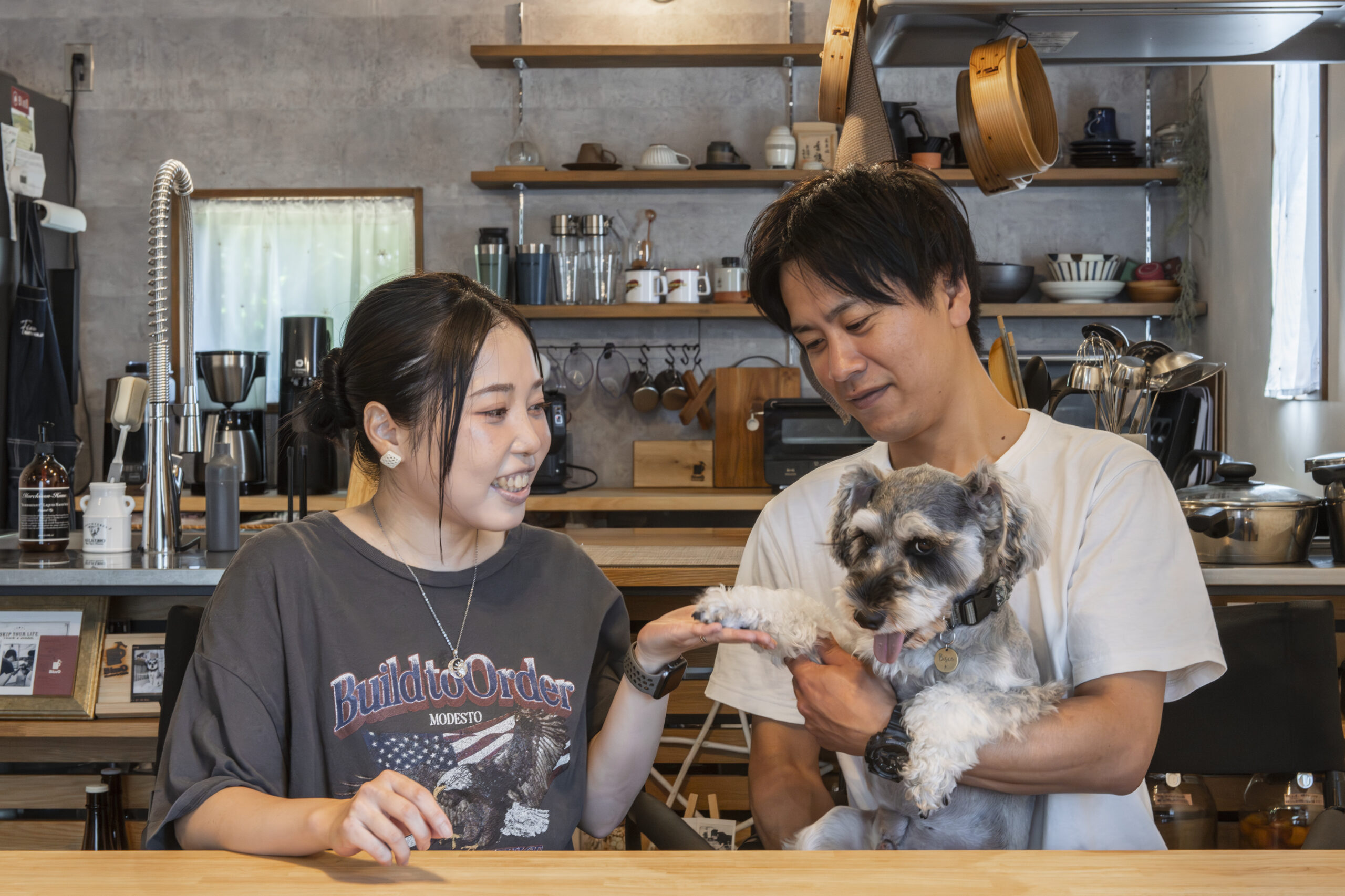 「土間派×スキップ派」ふたりのコダワリと愛犬「ビス...