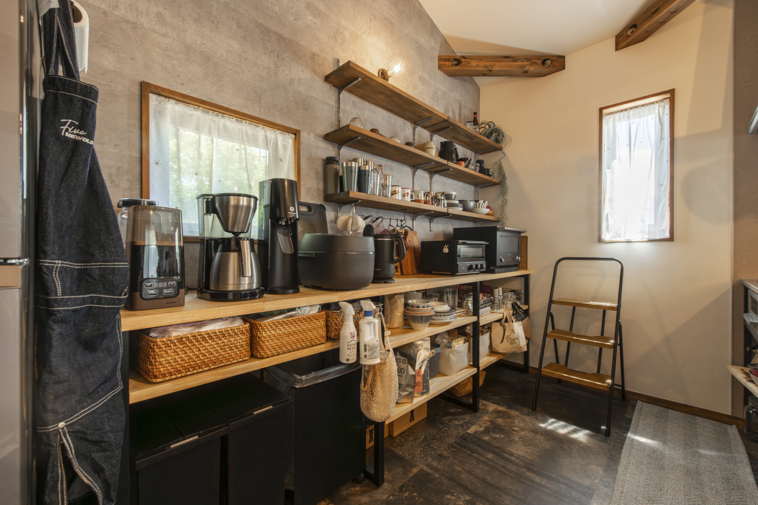 「土間派×スキップ派」ふたりのコダワリと愛犬「ビス...