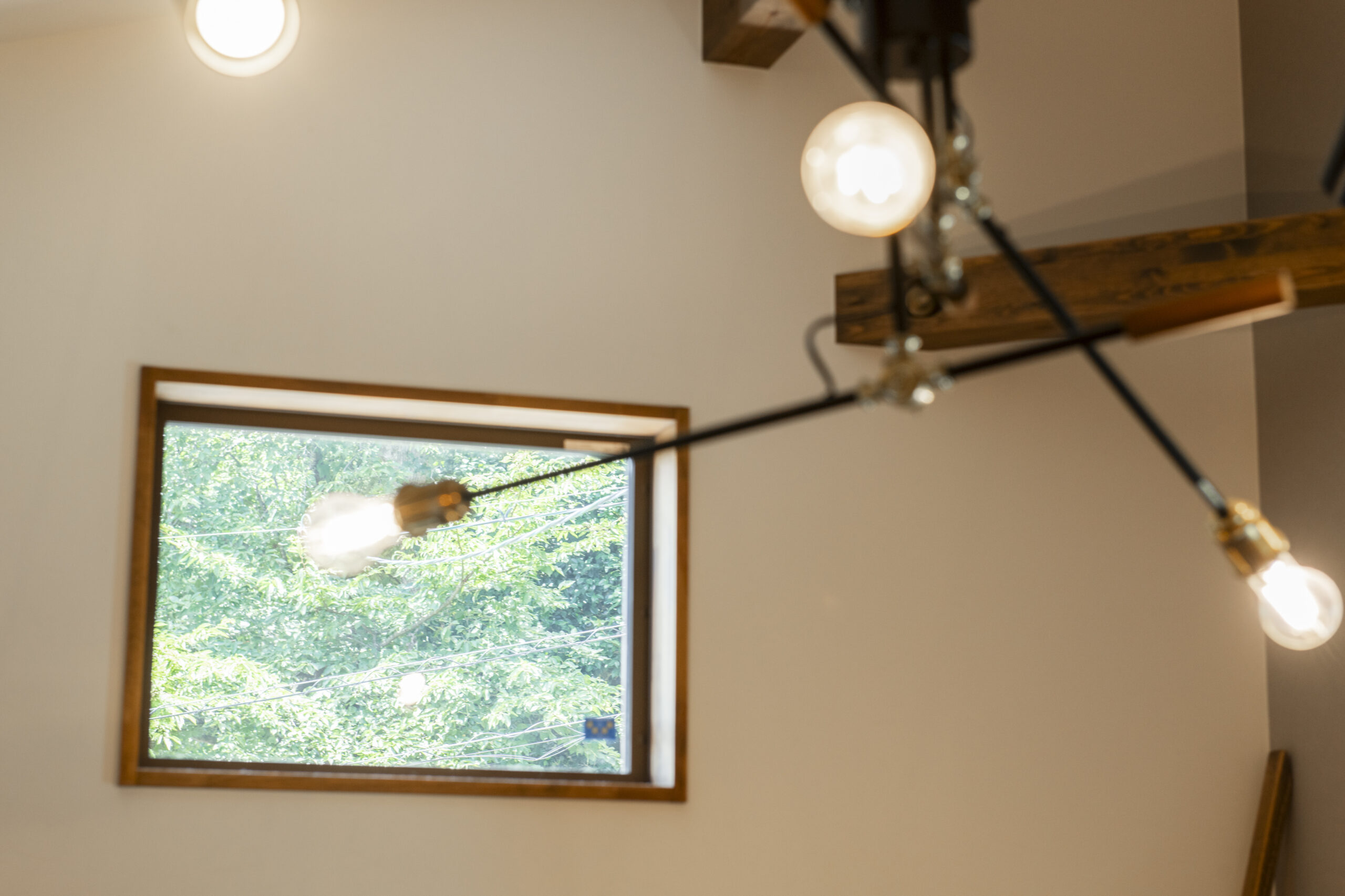 「土間派×スキップ派」ふたりのコダワリと愛犬「ビス...