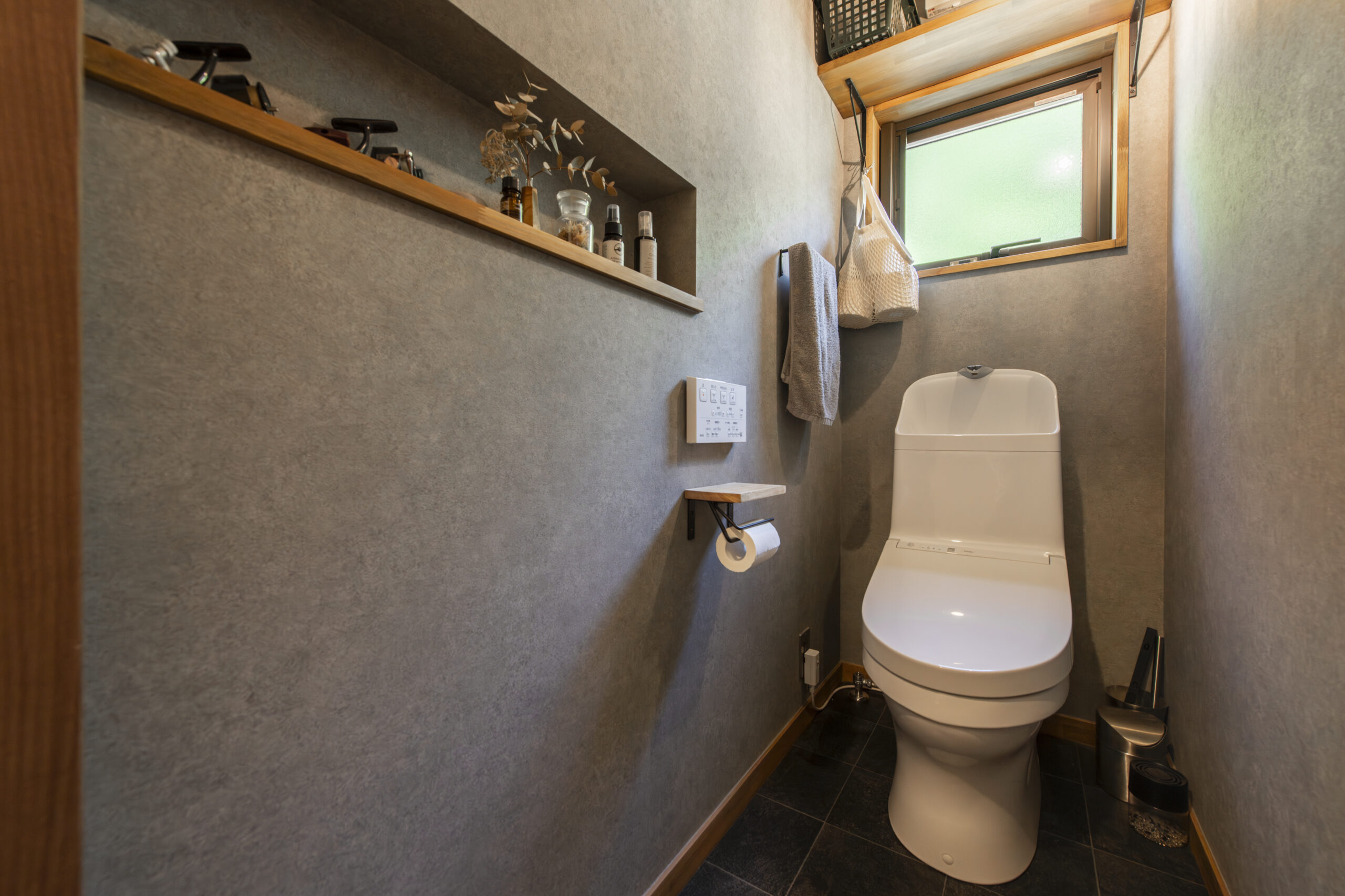 「土間派×スキップ派」ふたりのコダワリと愛犬「ビス...