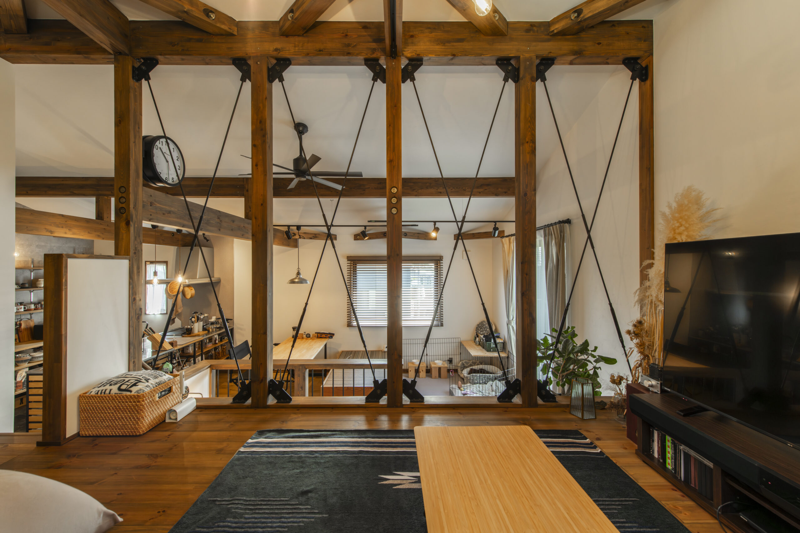 「土間派×スキップ派」ふたりのコダワリと愛犬「ビス...