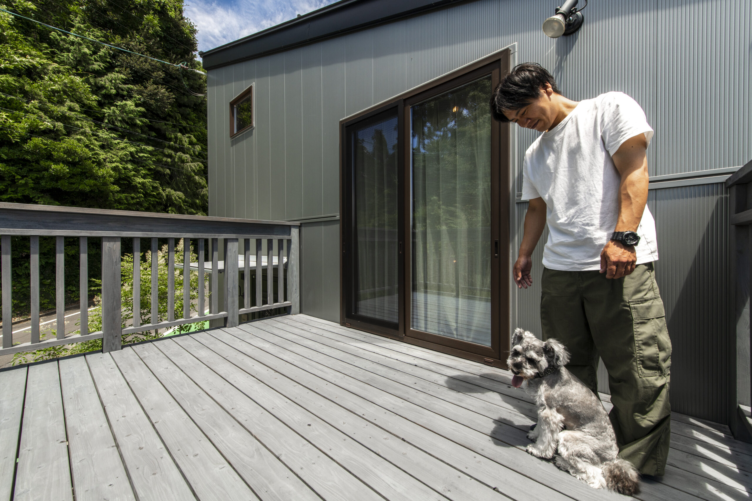 「土間派×スキップ派」ふたりのコダワリと愛犬「ビス...